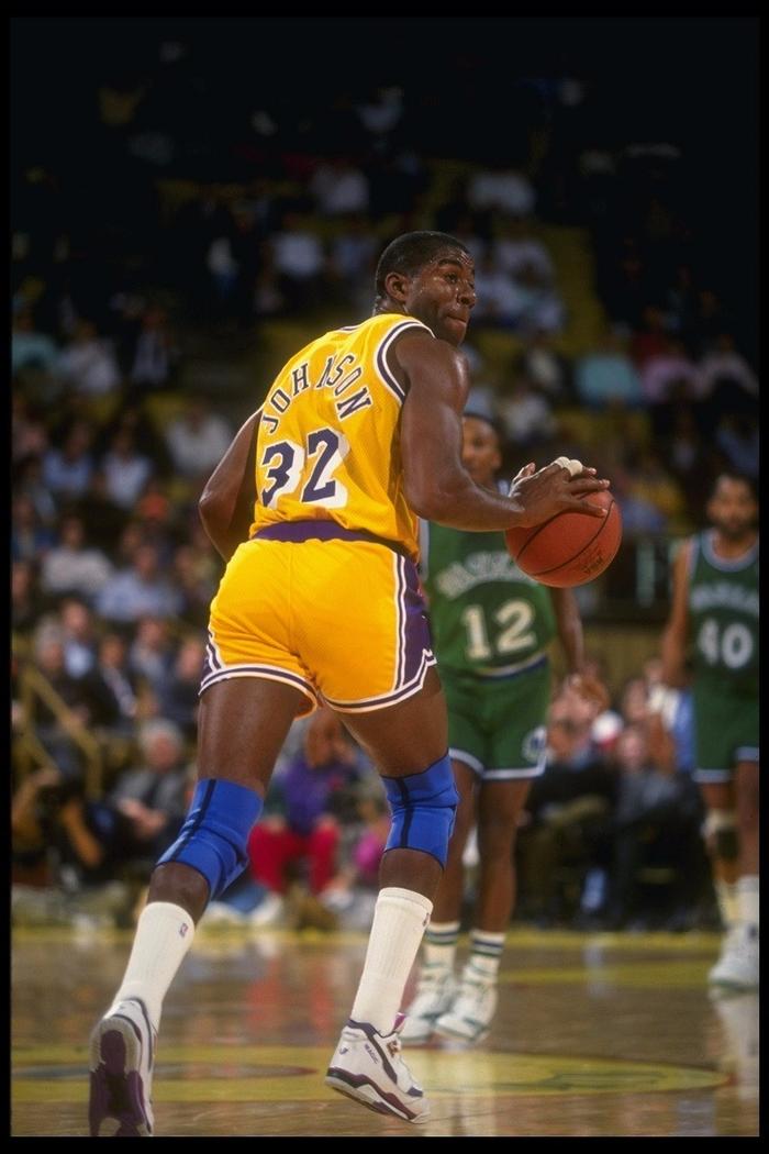 引发轩然大 引发轩然大